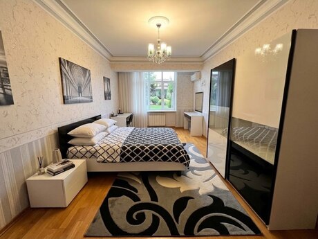 Продаётся 4-комнатная квартира в новостройке, Elmlər Akademiyası, 185 м², 570 000 AZN, фото 3 / 6