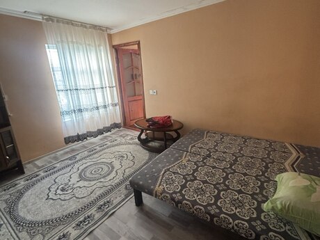 1 otaq · 25 m²