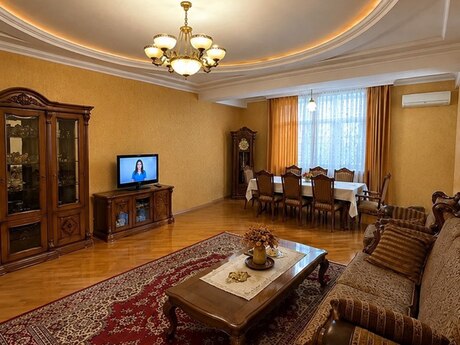 Nəriman Nərimanovda 4 otaqlı yeni tikili mənzil satılır, 185 m², 488 000 AZN, şəkil 3 / 9