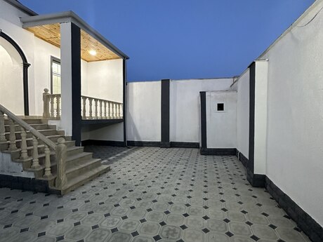 Maştağada 4 otaqlı həyət evi satılır, 125 m², 110 000 AZN, şəkil 2 / 12