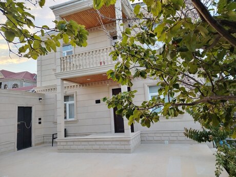 Sulutəpədə 5 otaqlı həyət evi satılır, 200 m², 245 000 AZN, şəkil 3 / 8