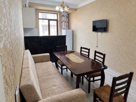 Elan №6549506 - Bakı, Yasamal r., 2 otaqlı, 70 m², 11/16 mərtəbə