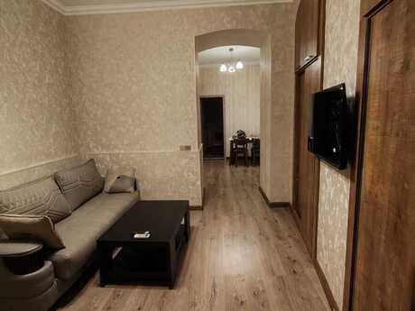 Sahildə 2 otaqlı yeni tikili mənzil kirayə verilir, 45 m², 900 AZN/ay, şəkil 2 / 8