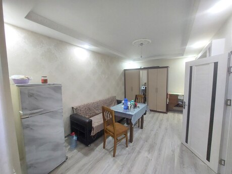 7-ci mikrorayonda 2 otaqlı köhnə tikili mənzil satılır, 40 m², 112 000 AZN, şəkil 3 / 12