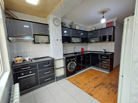 Объявление №6549542 - Баку, м. Ази Асланов, 2-комн., 53 м², 4/5 этаж