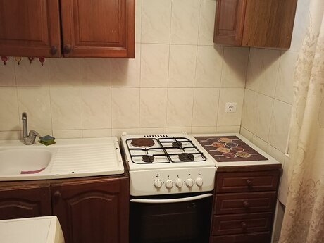 Elmlər Akademiyasında 3 otaqlı köhnə tikili mənzil kirayə verilir, 68 m², 650 AZN/ay, şəkil 4 / 12