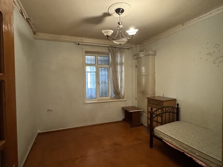 Nəriman Nərimanovda 4 otaqlı köhnə tikili mənzil satılır, 125 m², 180 000 AZN, şəkil 3 / 9