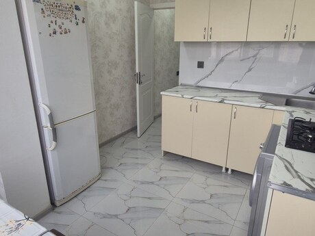 Neftçilərdə 2 otaqlı köhnə tikili mənzil satılır, 65 m², 152 000 AZN, şəkil 4 / 10