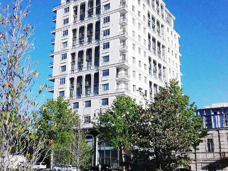 Elan №6549766 - Bakı, Sahil m., 4 otaqlı, 245 m², 8/16 mərtəbə