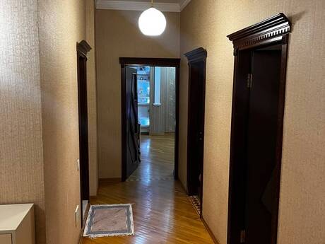 Продаётся 3-комнатная квартира в новостройке, Azadlıq Prospekti, 114 м², 249 000 AZN, фото 4 / 11