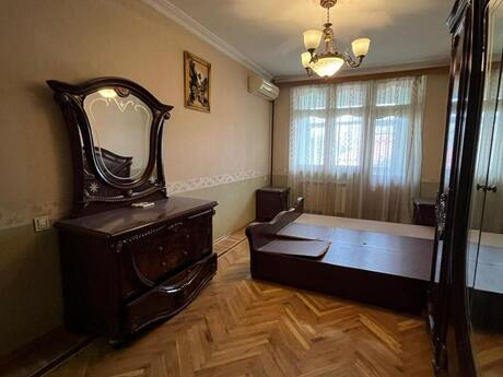 Memar Əcəmidə 3 otaqlı köhnə tikili mənzil satılır, 90 m², 185 000 AZN, şəkil 3 / 12