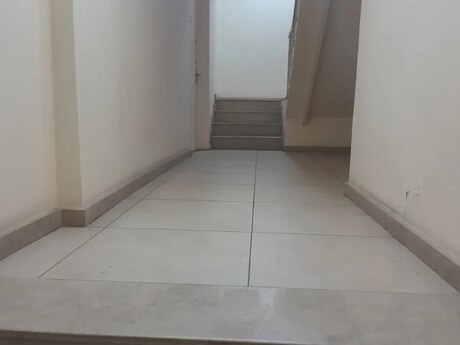 Sahildə 3 otaqlı köhnə tikili mənzil satılır, 150 m², 360 000 AZN, şəkil 3 / 12