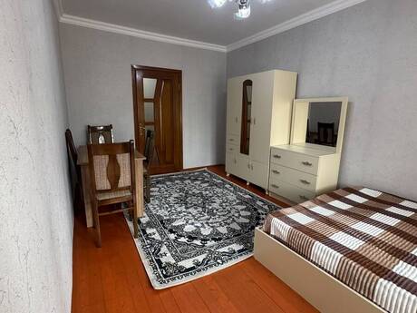 2-room old-build apartment for sale in Yeni Günəşli, 38 m², 112 900 AZN, photo 2 / 12
