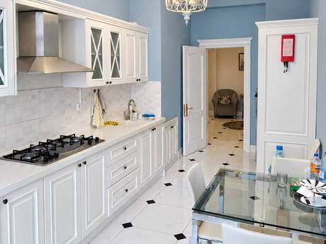 28 Mayda 3 otaqlı yeni tikili mənzil kirayə verilir, 160 m², 2 700 AZN/ay, şəkil 4 / 10