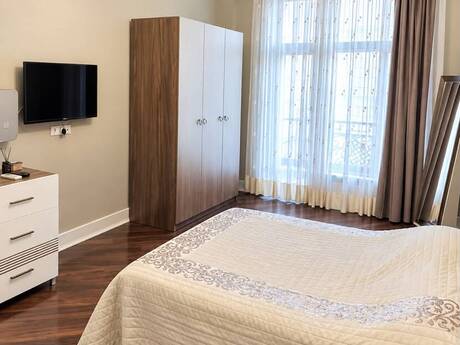 28 Mayda 3 otaqlı yeni tikili mənzil kirayə verilir, 160 m², 2 700 AZN/ay, şəkil 5 / 10