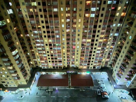 Əhmədlidə 2 otaqlı yeni tikili mənzil satılır, 62 m², 153 500 AZN, şəkil 2 / 12