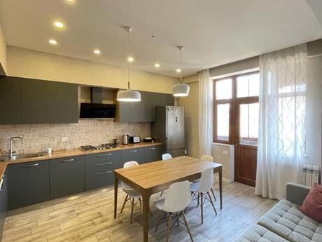 Şah İsmayıl Xətaidə 3 otaqlı yeni tikili mənzil satılır, 137 m², 470 000 AZN, şəkil 2 / 12