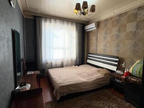 Əhmədlidə 3 otaqlı köhnə tikili mənzil satılır, 85 m², 202 000 AZN, şəkil 5 / 12
