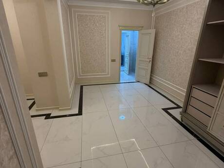 8-ci mikrorayonda 3 otaqlı yeni tikili mənzil kirayə verilir, 137 m², 1 000 AZN/ay, şəkil 2 / 8