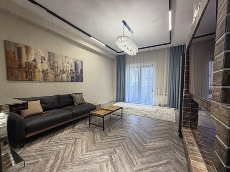 Ağ şəhərdə 2 otaqlı yeni tikili mənzil satılır, 92 m², 509 000 AZN, şəkil 2 / 12