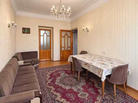 İçəri Şəhərdə 3 otaqlı köhnə tikili mənzil satılır, 75 m², 289 999 AZN, şəkil 3 / 12