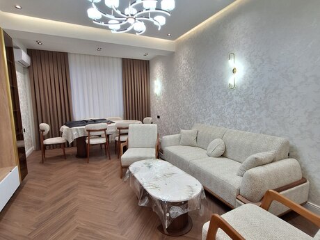 Elan №6549987 - Bakı, Gənclik m., 3 otaqlı, 120 m², 14/16 mərtəbə