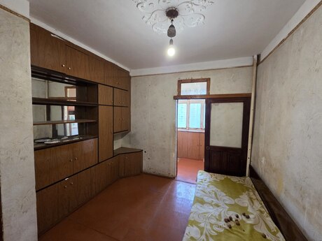 Azadlıq Prospektidə 3 otaqlı köhnə tikili mənzil satılır, 65 m², 175 000 AZN, şəkil 4 / 12