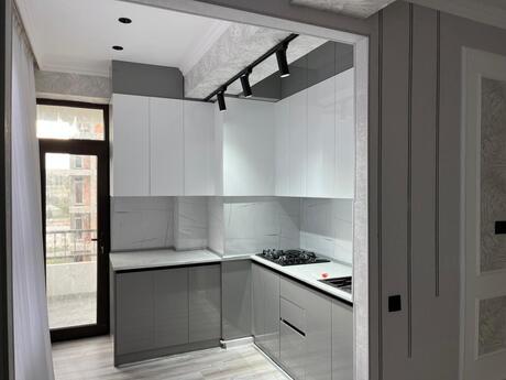 3 otaq · 79 m² · 10/14 mərtəbə, Qaraçuxur