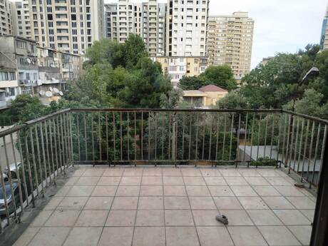 Elmlər Akademiyasında 2 otaqlı köhnə tikili mənzil kirayə verilir, 60 m², 800 AZN/ay, şəkil 4 / 12
