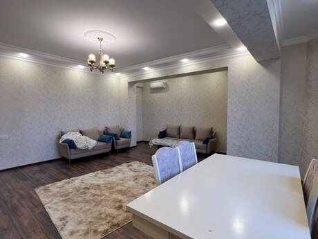 Nəriman Nərimanovda 2 otaqlı yeni tikili mənzil kirayə verilir, 110 m², 850 AZN/ay, şəkil 2 / 10