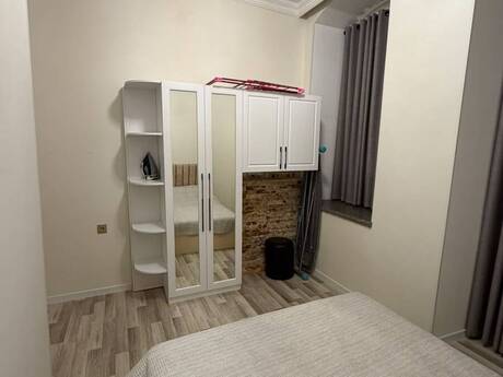 Sahildə 2 otaqlı köhnə tikili mənzil kirayə verilir, 44 m², 1 800 AZN/ay, şəkil 4 / 12