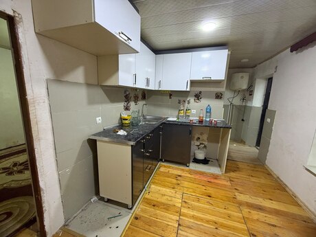 2 otaq · 50 m²