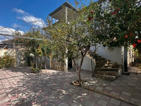 8 otaq · 264 m², Əhmədli