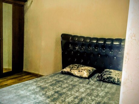 İçəri Şəhərdə 1 otaqlı mənzil günlük kirayə verilir, 40 m², 60 AZN/gün, şəkil 4 / 4