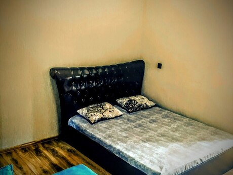 İçəri Şəhərdə 1 otaqlı mənzil günlük kirayə verilir, 40 m², 60 AZN/gün, şəkil 3 / 4