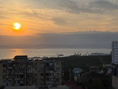 Həzi Aslanovda 2 otaqlı köhnə tikili mənzil satılır, 66 m², 154 000 AZN, şəkil 2 / 11