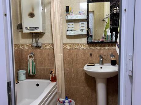Həzi Aslanovda 3 otaqlı köhnə tikili mənzil satılır, 75 m², 185 000 AZN, şəkil 5 / 6
