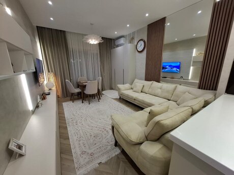 Elan №6550302 - Bakı, Avtovağzal m., 2 otaqlı, 73 m², 3/15 mərtəbə