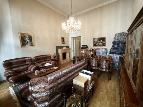 Объявление №6550339 - Баку, м. Низами, 2-комн., 70 м², 2/2 этаж