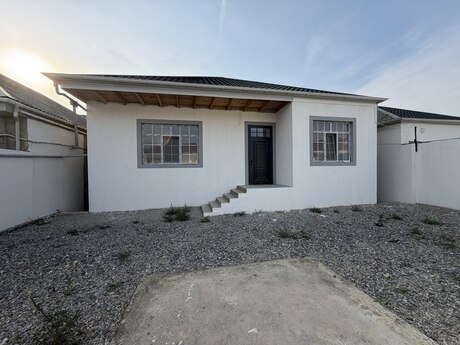 4 otaq · 130 m²