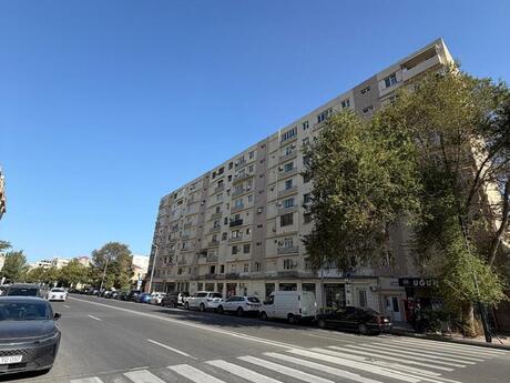 4 otaq · 95 m² · 7/9 mərtəbə, Gənclik