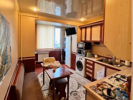 Продаётся 3-комнатная квартира в старом фонде, Nəsimi, 85 м², 195 000 AZN, фото 5 / 9
