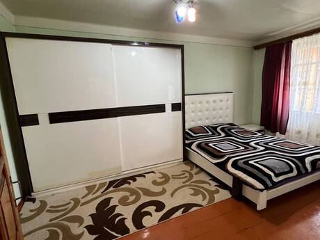 3 otaq · 60 m² · 5/5 mərtəbə, Badamdar