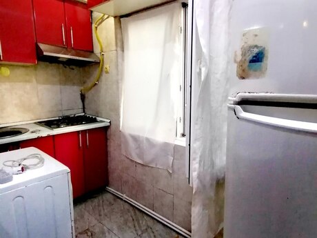 7-ci mikrorayonda 2 otaqlı köhnə tikili mənzil kirayə verilir, 40 m², 480 AZN/ay, şəkil 4 / 9