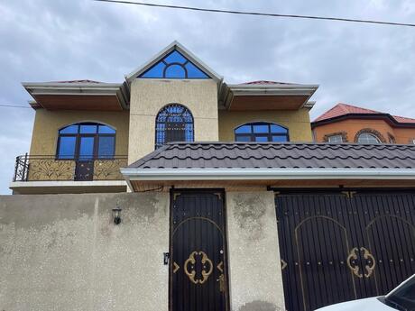 6 otaq · 240 m², Masazır