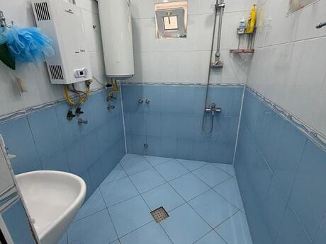 Avtovağzalda 6 otaqlı həyət evi satılır, 180 m², 195 000 AZN, şəkil 5 / 12