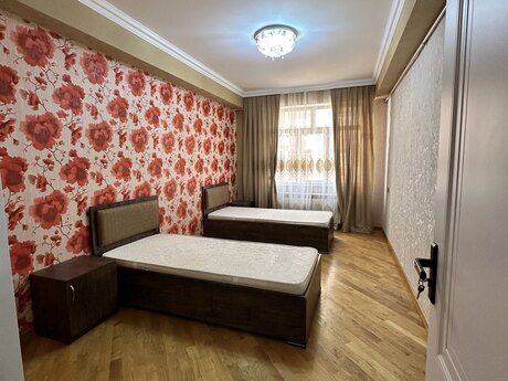İnşaatçılarda 3 otaqlı yeni tikili mənzil satılır, 110 m², 249 000 AZN, şəkil 5 / 8