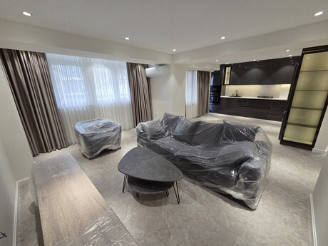 2 otaq · 75 m² · 4/10 mərtəbə, 28 May