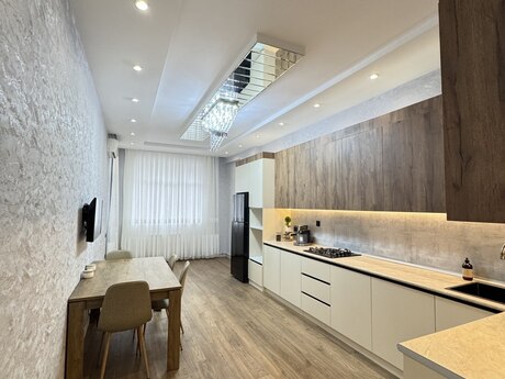 Nəriman Nərimanovda 2 otaqlı yeni tikili mənzil satılır, 135 m², 368 000 AZN, şəkil 5 / 9
