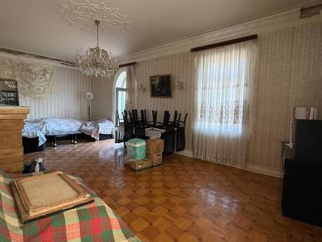 3-room old-build apartment for sale in 28 May, 80 m², 245 000 AZN, photo 2 / 12